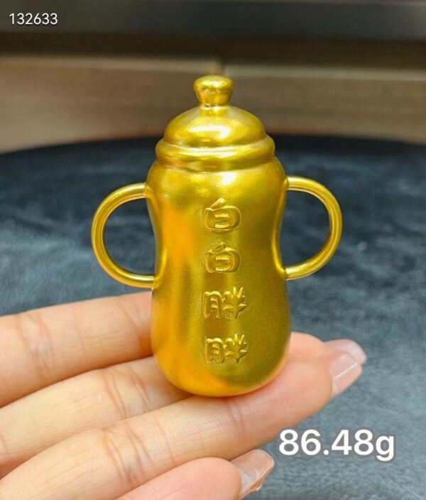 宝宝奶瓶