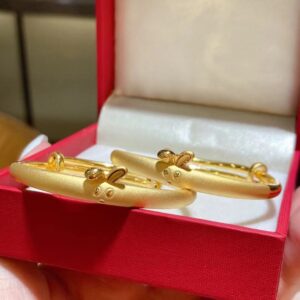 金手镯